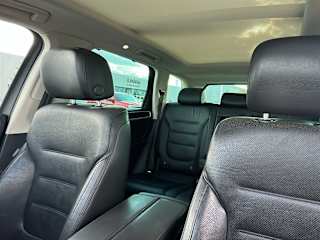 2016 Volkswagen Touareg Sport - Photo 16