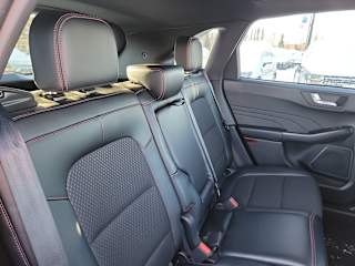 2025 Ford Escape ST-Line - Photo 18