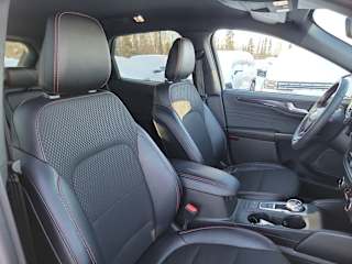 2025 Ford Escape ST-Line - Photo 17