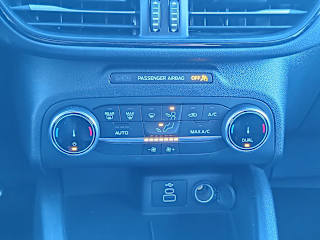 2025 Ford Escape ST-Line - Photo 6