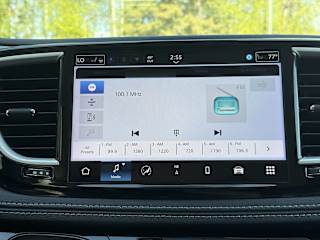 2024 Chrysler Pacifica PHEV Select - Photo 17