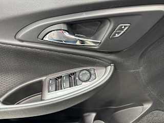 2022 Chevrolet Malibu 1LS - Photo 1
