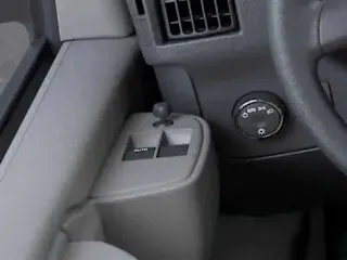 2025 GMC Savana Passenger LT - Photo 21
