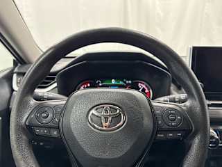 2023 Toyota RAV4 XLE - Photo 14
