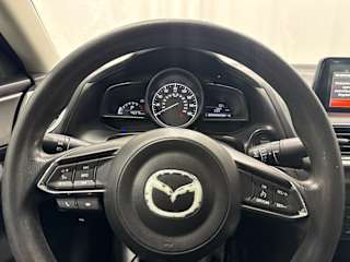 2017 Mazda Mazda3 Sport - Photo 13