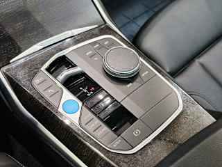2023 BMW i4 35 - Photo 23