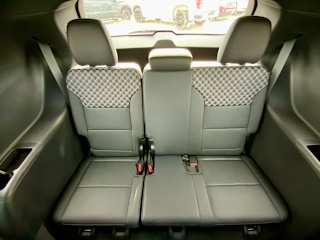 2027 GMC Acadia Denali - Photo 38