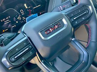 2026 GMC Yukon XL AT4 Ultimate - Photo 37