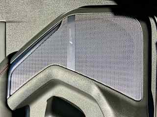 2026 GMC Yukon XL AT4 Ultimate - Photo 4
