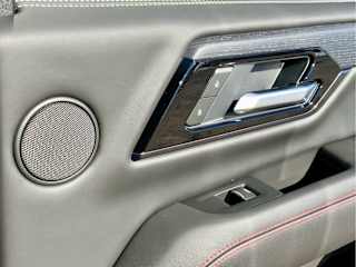 2026 GMC Yukon XL AT4 Ultimate - Photo 3