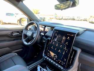 2026 GMC Yukon XL AT4 Ultimate - Photo 15