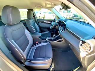 2026 Chevrolet Trailblazer LS - Photo 17