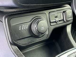 2023 Jeep Renegade Latitude - Photo 36