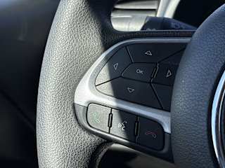 2023 Jeep Renegade Latitude - Photo 20
