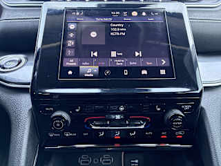 2022 Jeep Grand Cherokee L Laredo - Photo 17