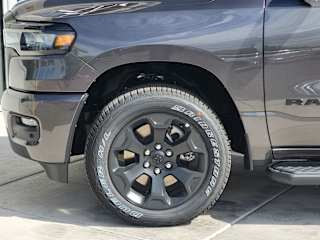 2026 RAM 1500 Express - Photo 12