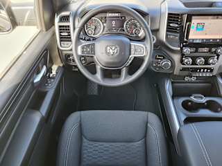 2026 RAM 1500 Express - Photo 8