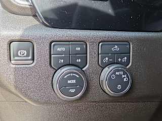 2024 Chevrolet Silverado 1500 LT - Photo 5