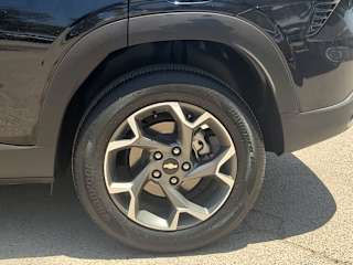2025 Chevrolet Trax LT - Photo 14