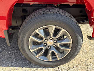 2026 Chevrolet Silverado 1500 LT - Photo 14