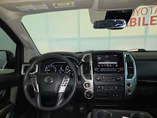 2021 Nissan Titan SV - Photo 8