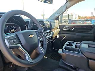 2026 Chevrolet Silverado 3500 HD LT - Photo 8