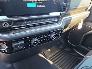 2026 Chevrolet Silverado 3500 HD LT - Photo 6