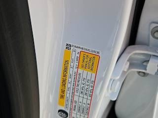 2027 Chevrolet Equinox LT - Photo 22