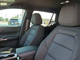 2027 Chevrolet Equinox LT - Photo 16