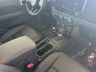 2026 Jeep Gladiator Rubicon - Photo 17
