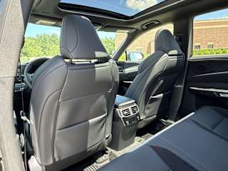 2024 Lexus RX Hybrid 500h - Photo 17