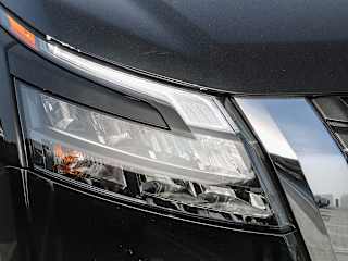 2025 Nissan Pathfinder SV - Photo 24