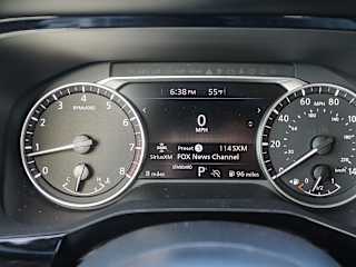 2025 Nissan Pathfinder SV - Photo 21