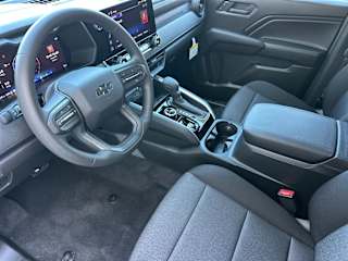 2026 Chevrolet Colorado Trail Boss - Photo 13