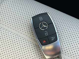 2026 Mercedes-Benz GLE GLE580 - Photo 6