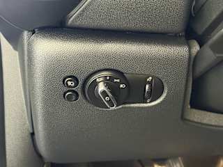 Certified 2024 MINI Hardtop 2 Door SE with VIN WMW13DJ00R2U78046 for sale in West Allis, WI