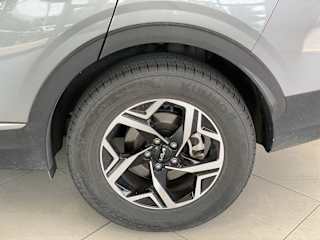 2024 Kia Sportage LX - Photo 14