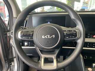 2024 Kia Sportage LX - Photo 8