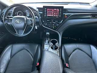 2022 Toyota Camry SE - Photo 8
