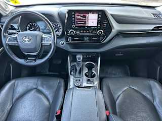 2020 Toyota Highlander Limited - Photo 8