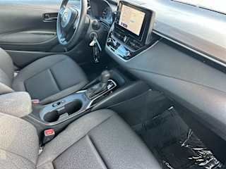2024 Toyota Corolla LE - Photo 19