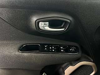 2017 Jeep Renegade Latitude - Photo 29