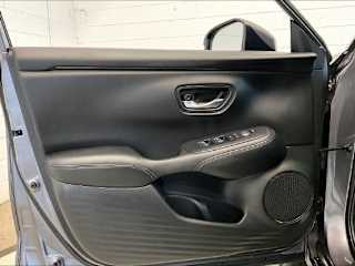 2025 Honda HR-V EX-L - Photo 35