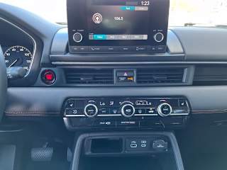 2024 Honda Pilot Sport - Photo 21