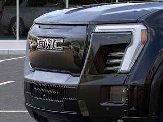 2026 GMC Sierra EV Denali - Photo 23