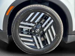2026 Nissan LEAF SV+ - Photo 14
