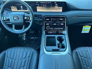 2026 Nissan Armada PRO-4X - Photo 8
