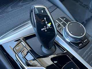 2023 BMW 5 Series 530e - Photo 21