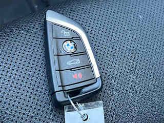 2023 BMW 5 Series 530e - Photo 23