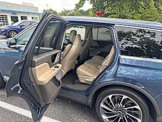 5LM5J7XC7LGL19203